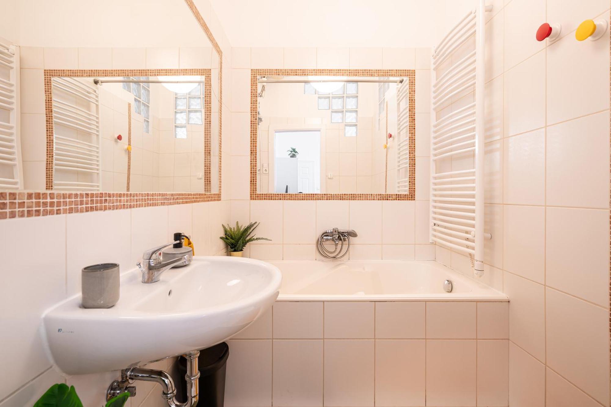 Cosmopolitan Studio - Chic Getaway In A Fancy Neighbourhood ブダペスト エクステリア 写真