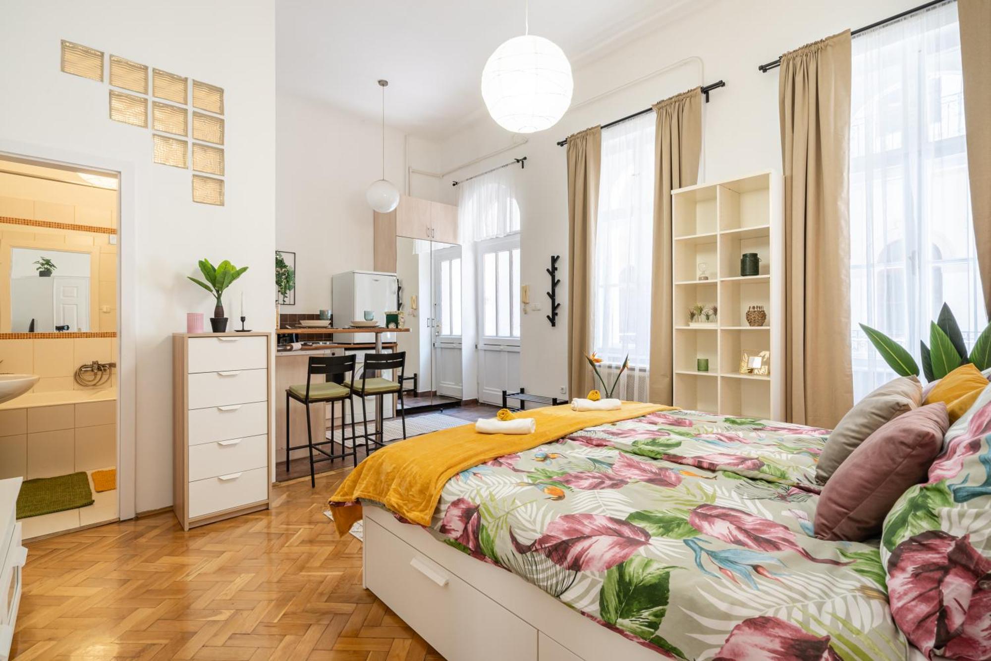 Cosmopolitan Studio - Chic Getaway In A Fancy Neighbourhood ブダペスト エクステリア 写真