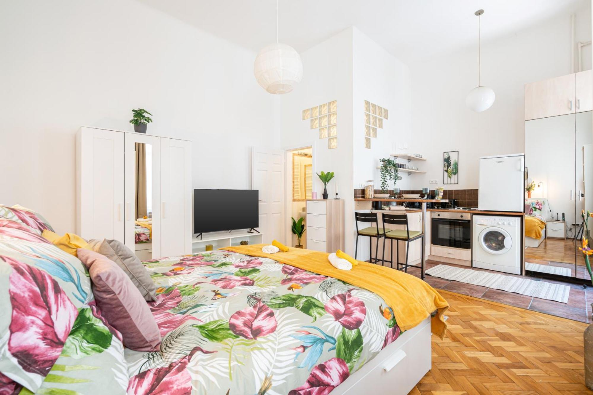 Cosmopolitan Studio - Chic Getaway In A Fancy Neighbourhood ブダペスト エクステリア 写真